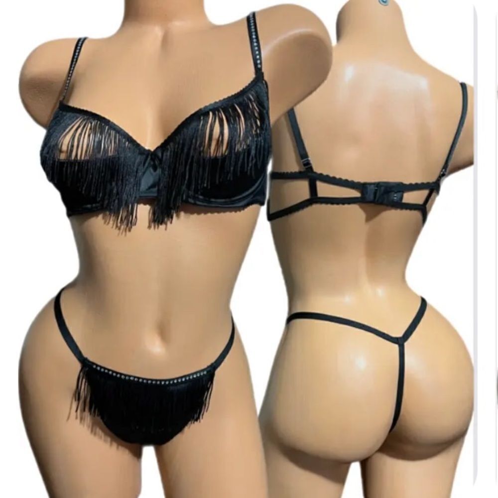 Victoria’s Secret Luxe Set Very Sexy Set Tassel Push Up bra L & V string M